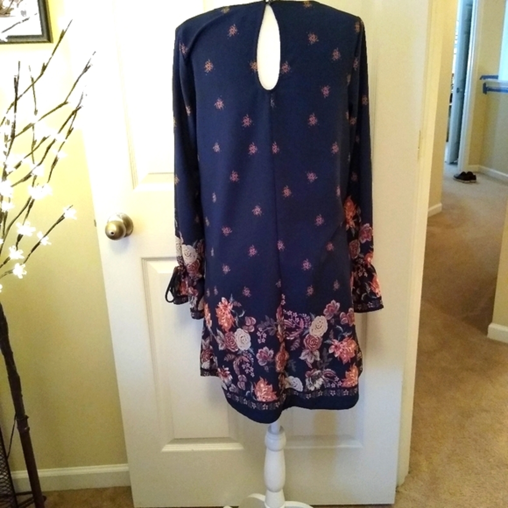 XHILARATION blue floral tunic dress. Size XS - Picture 5 of 8